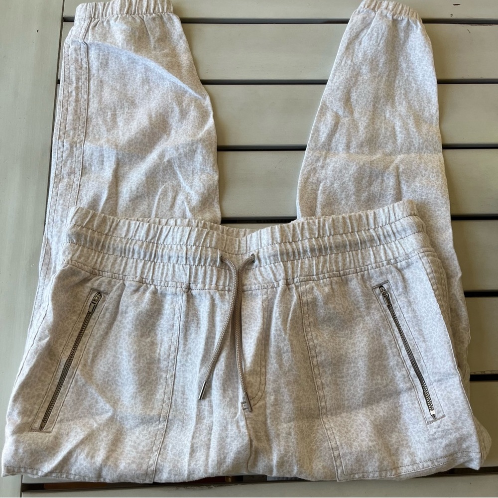 Athleta Cabo Linen Joggers 12P Pale Mini Cheetah pattern - Picture 6 of 8